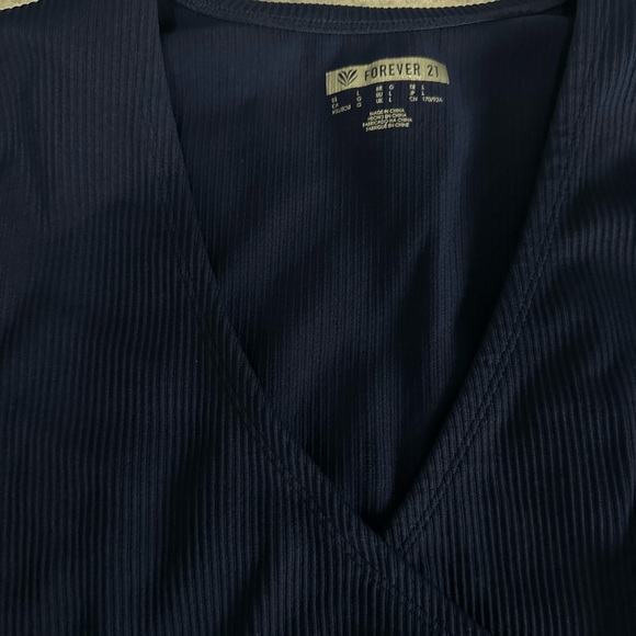 Forever 21 Deep Blue Ribbed Crop Top - Picture 3 of 4